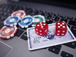 Unified dashboard: MMA markets and live-dealer tables side by side